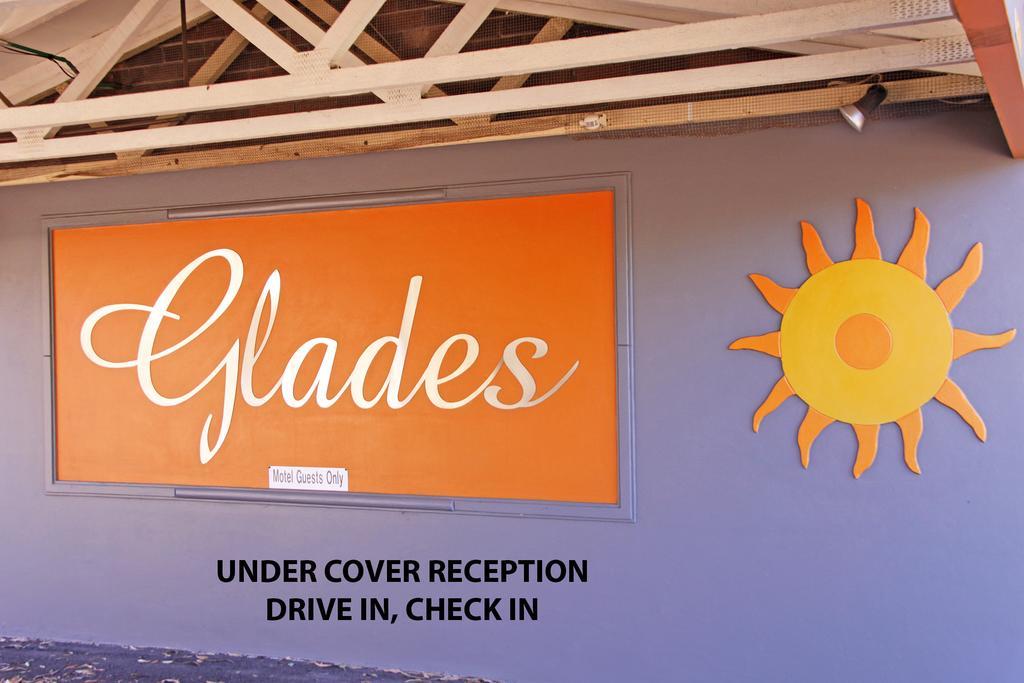 Central Coast Glades Motor Inn מראה חיצוני תמונה